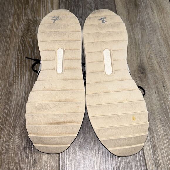 Adidas Womens US Size 7 Retrorun EH1859 Black White Running Sneaker Shoes - Picture 11 of 11